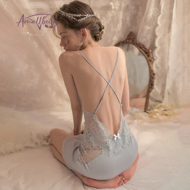 LacyMate™ nachthemd met diep V-hals en geborduurd kant 